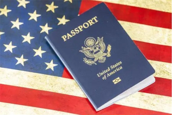 美国移民签证去住多久能拿绿卡